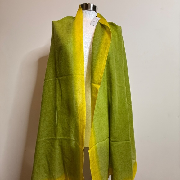 Cashmere scarf - Picture 3 of 10